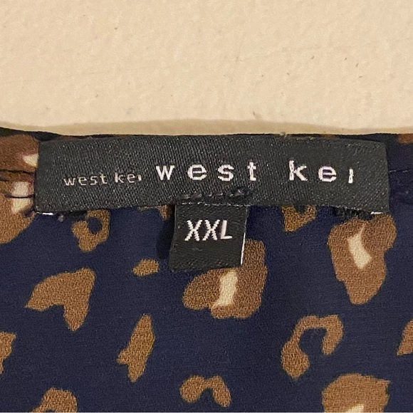 West Kei Size XXL Patterned Tie Front Keyhole Blouse Lower Tie Front - Picture 2 of 10